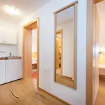 فندق غاستهوف كليفيلد 3*