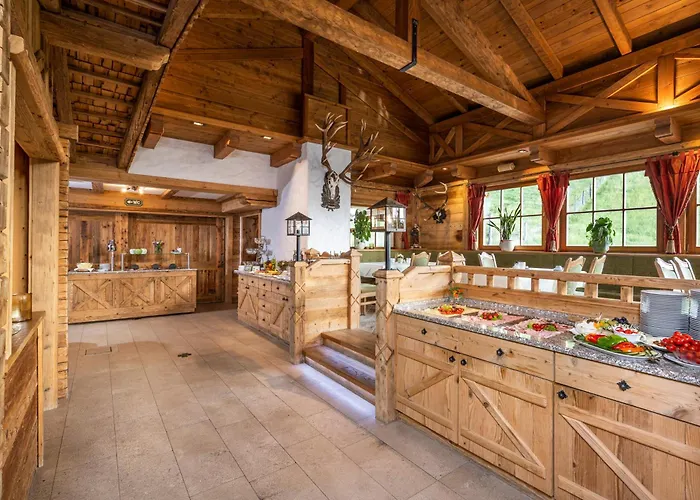 Kleefeld 3* Strobl